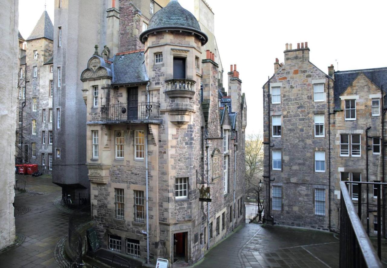 Joivy Chic Apt In The Royal Mile Tower Leilighet Edinburgh Eksteriør bilde